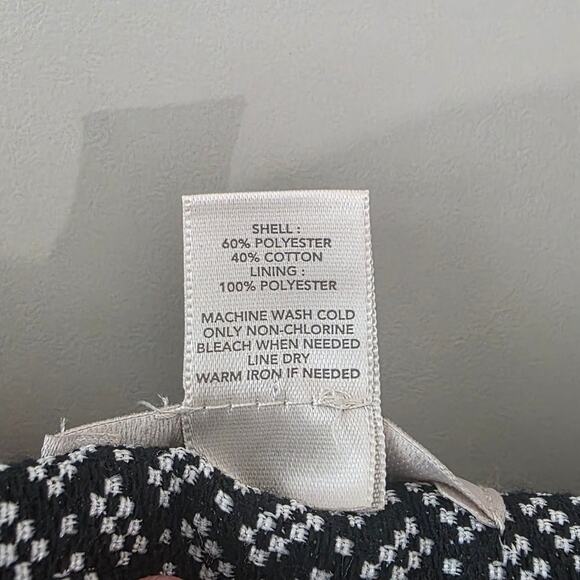 Ann Taylor Loft black white skirt with front pockets - 8 - Picture 4 of 4